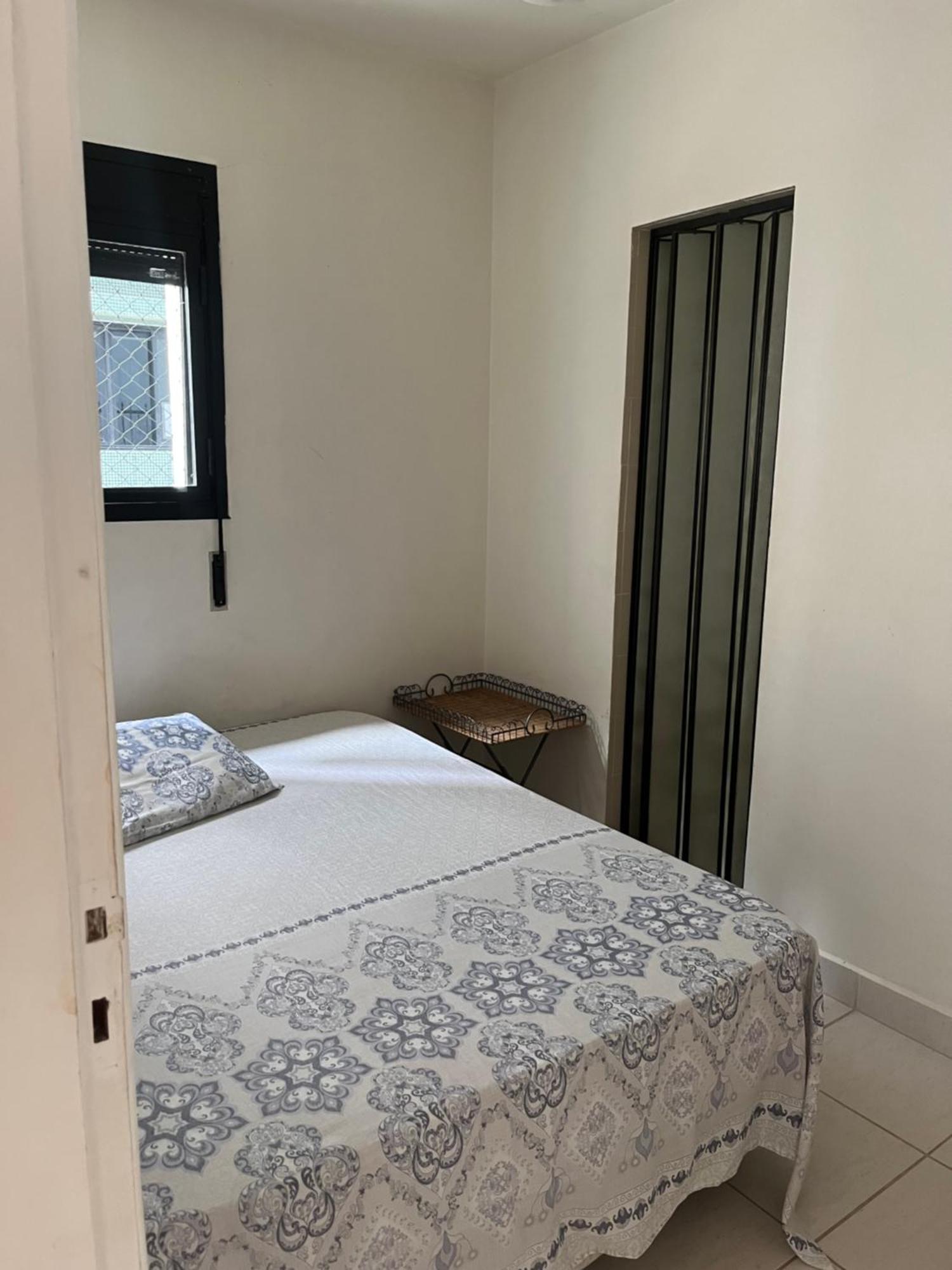 Apartamento Amplo A Menos De 400 Metros Da Praia Localizado Proximo A Praca Da Brunella, Area Nobre Do Guaruja. Ngoại thất bức ảnh